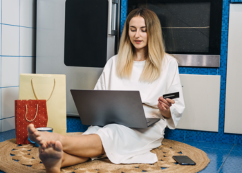 Santander Totta promete ultrapassar os concorrentes na liberação de cartões de crédito em Portugal.