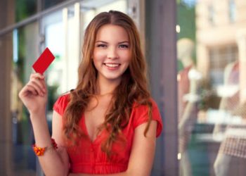 Santander Totta promete ultrapassar os concorrentes na liberação de cartões de crédito em Portugal.