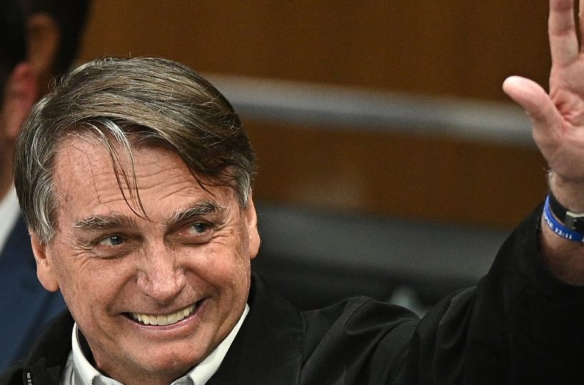 bolsonaro-mira-corte-global-apos-decisao-de-inelegibilidade-afirma-costa-neto