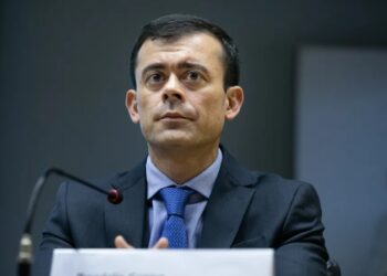 contas-do-governo-podem-sofrer-com-pressao-extra-alerta-secretario-do-tesouro