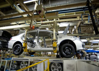 metalurgicos-gm-em-sp-entram-em-greve