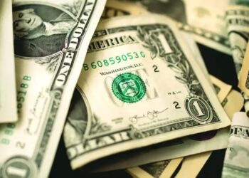 dólar-avança-frente-ao-real-com-atenção-ao-cenário-internacional-após-comunicados-do-fed