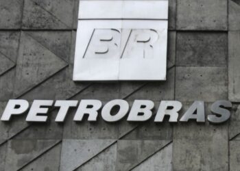 petrobras-planeja-aumentar-investimentos-em-todas-as-áreas-incluindo-socioambiental
