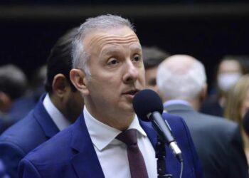 relator-pede-avaliacao-do-texto-do-senado-antes-de-fatiar-reforma-tributaria-confira