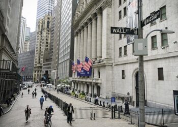 wall-street-recua-com-declarações-do-chair-do-fed-e-leilão-de-treasuries