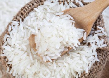 alerta-anvisa-retira-renomada-marca-de-arroz-do-mercado-veja-os-impactos