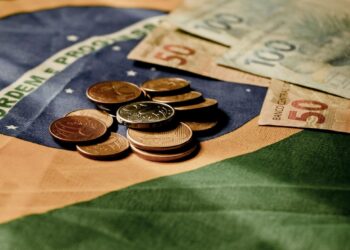 58-dos-brasileiros-veem-rumo-economico-do-pais-como-equivocado